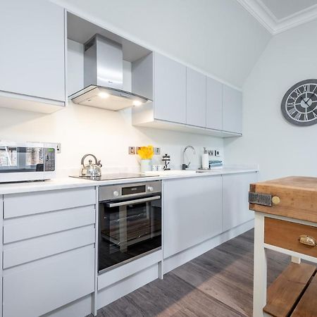 سانت أندروز South Street Luxury Apartment * Central * Sleeps 4 المظهر الخارجي الصورة