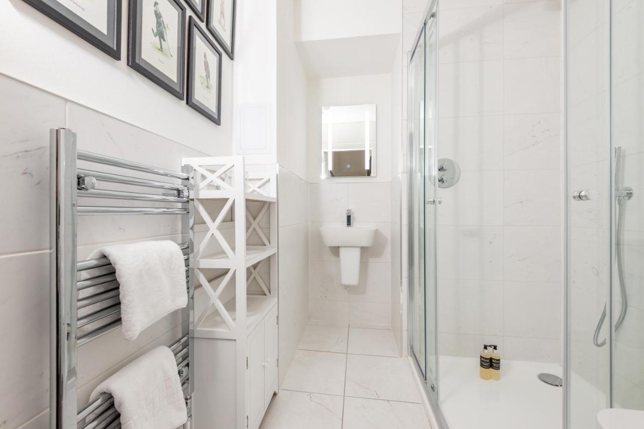 سانت أندروز South Street Luxury Apartment * Central * Sleeps 4 المظهر الخارجي الصورة